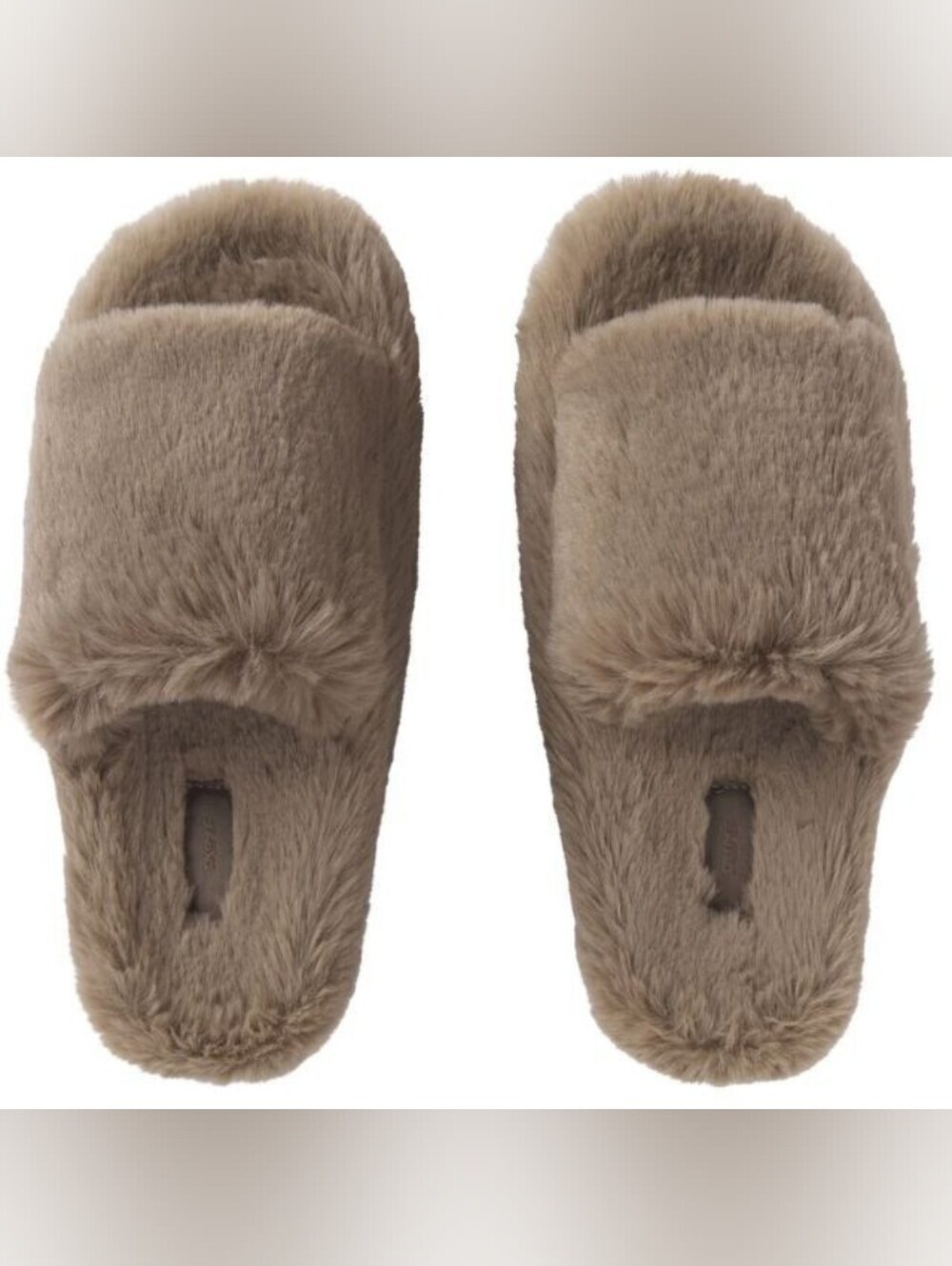 SKIMS Getting Ready Accessories Plush Taupe Faux Fur Slippers